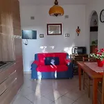 8380 Morellino Little House *